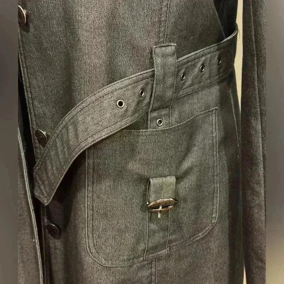 Express Stretch 3/4 length lined button up gray jacket - Size 11/12 - Picture 2 of 6